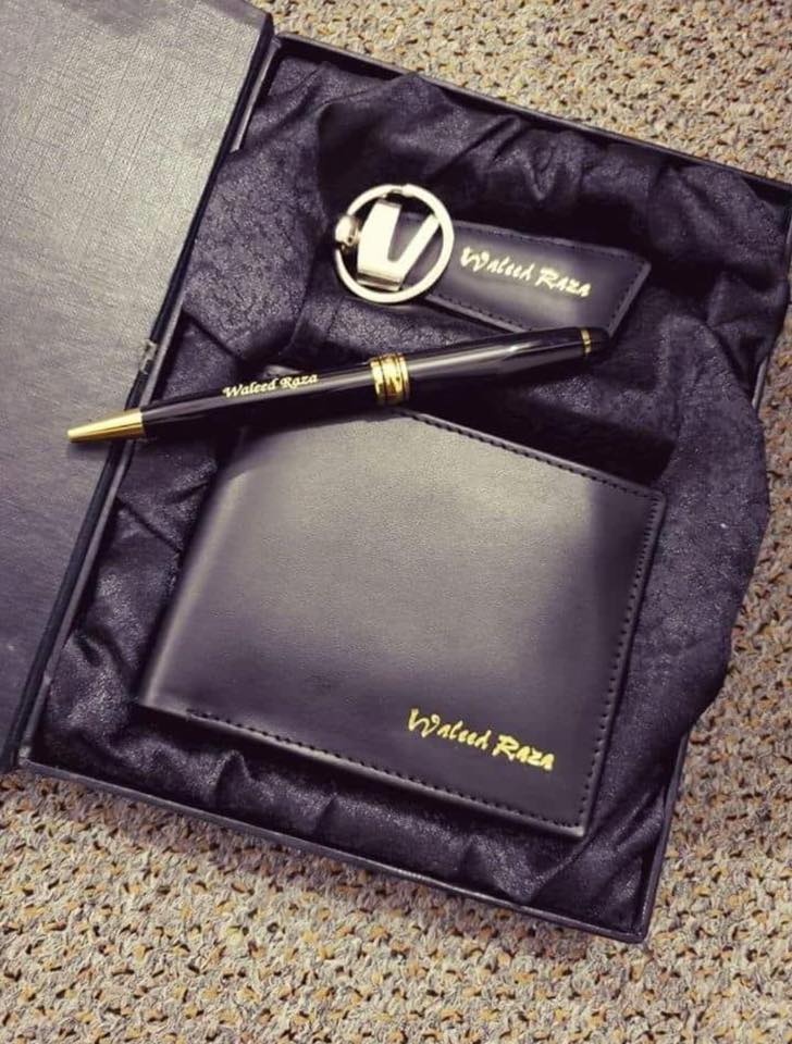 Customized cow leather wallet keychain pen gift set 