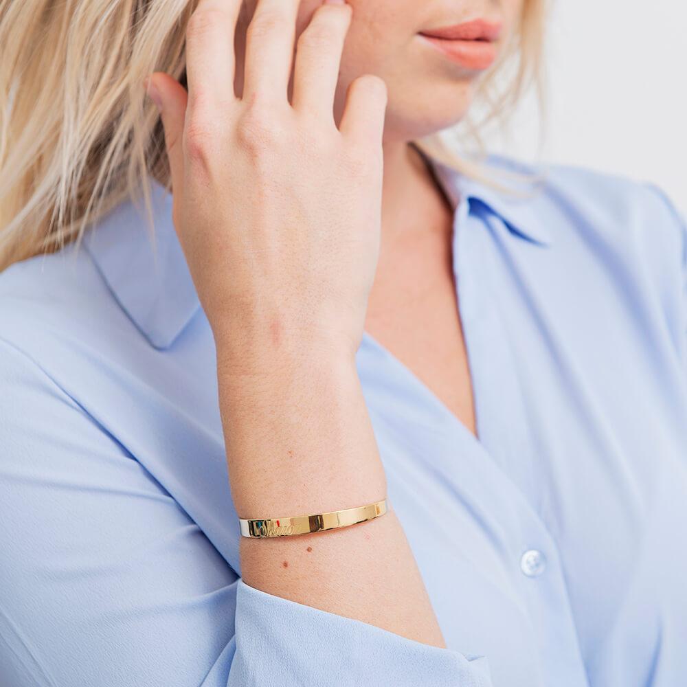 CLASSIC ENGRAVED BANGLE