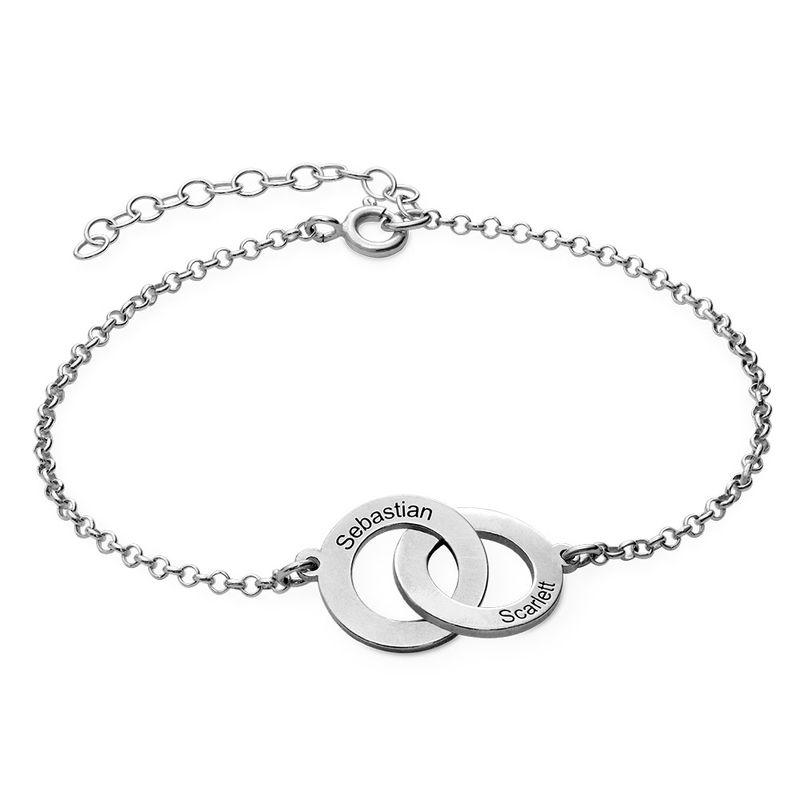 INTERLOCKING CIRCLES BRACELET 