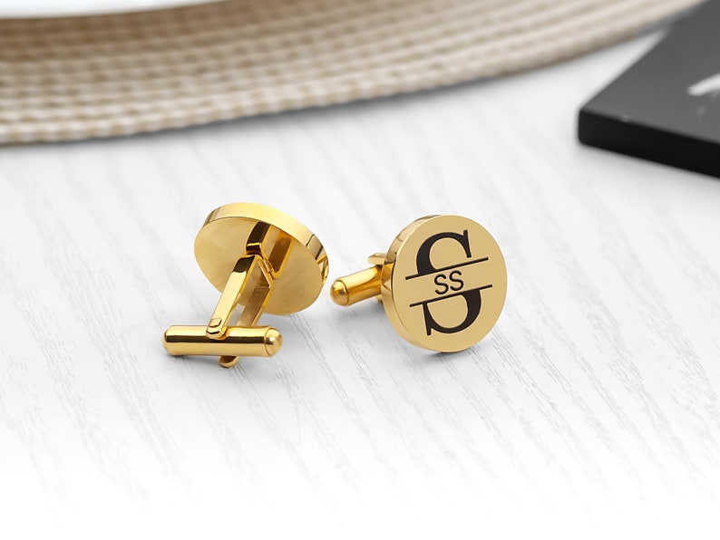 PERSONALIZED ROUND NAME CUFFLINKS SILVER PLATED